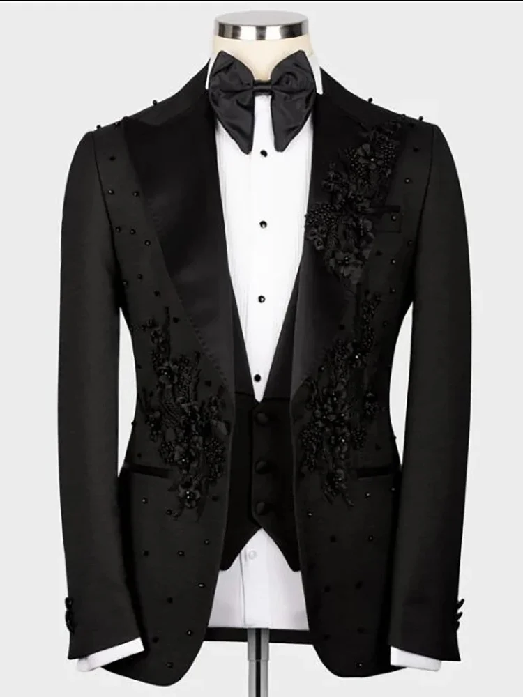 

Appliques Men Suits 3 Piece Groom Wedding Blazer Vest Pants One Button Tuxedo Satin Beadings Formal Prom Plus Size Custom Made