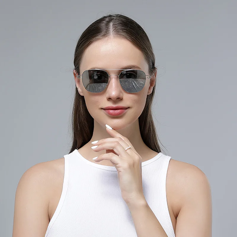 UV-resistant Driving Glasses for Men and Women with Sunglasses Frog Mirror High-quality Classic Anti-radiation Sunglasses 8201