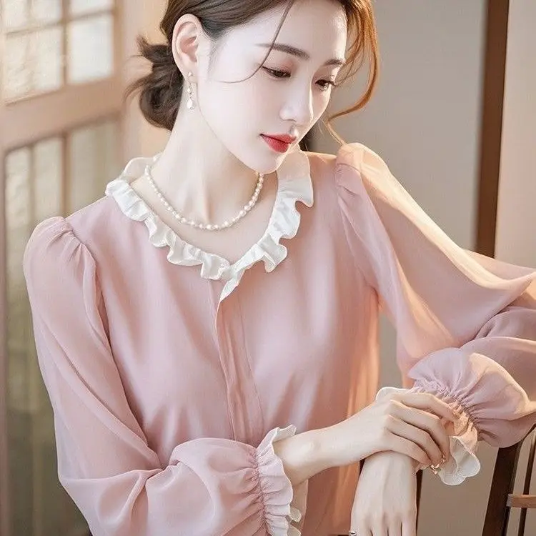 New Unique and Beautiful Top with a Light Luxury and High-end Feel French Temperament Commuting Pink Long Sleeved Shirt For