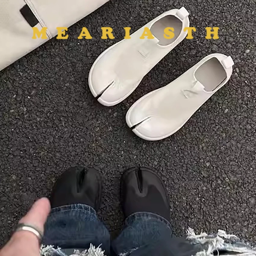 

Black White Tabi Mules For Women Men Tabi Sneakers Casual Shoes Vintage Comfortable Large Size 45 Tabi Loafers 2025 Spring