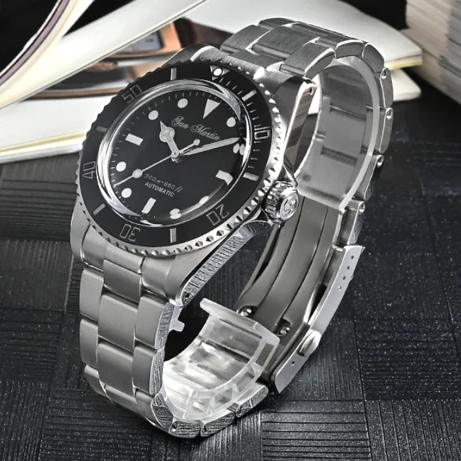 San Martin Men Diver Watch 39mm Classic Automatic Mechanical Wristwatch Sapphire 20ATM BGW-9 Luminous Ceramic Bezel PT5000