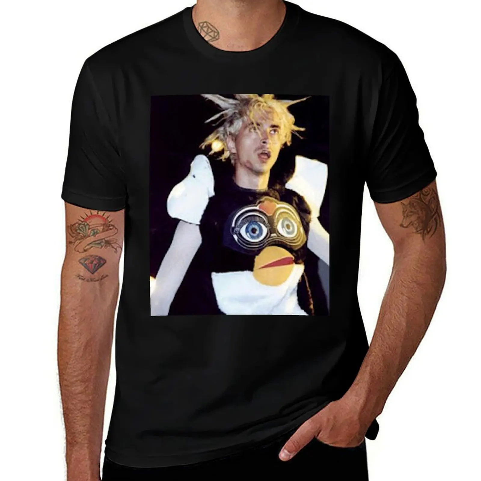 weird ass pic of jimmy urine T-Shirt Minimalist Graphic Tee Shirt T-Shirt