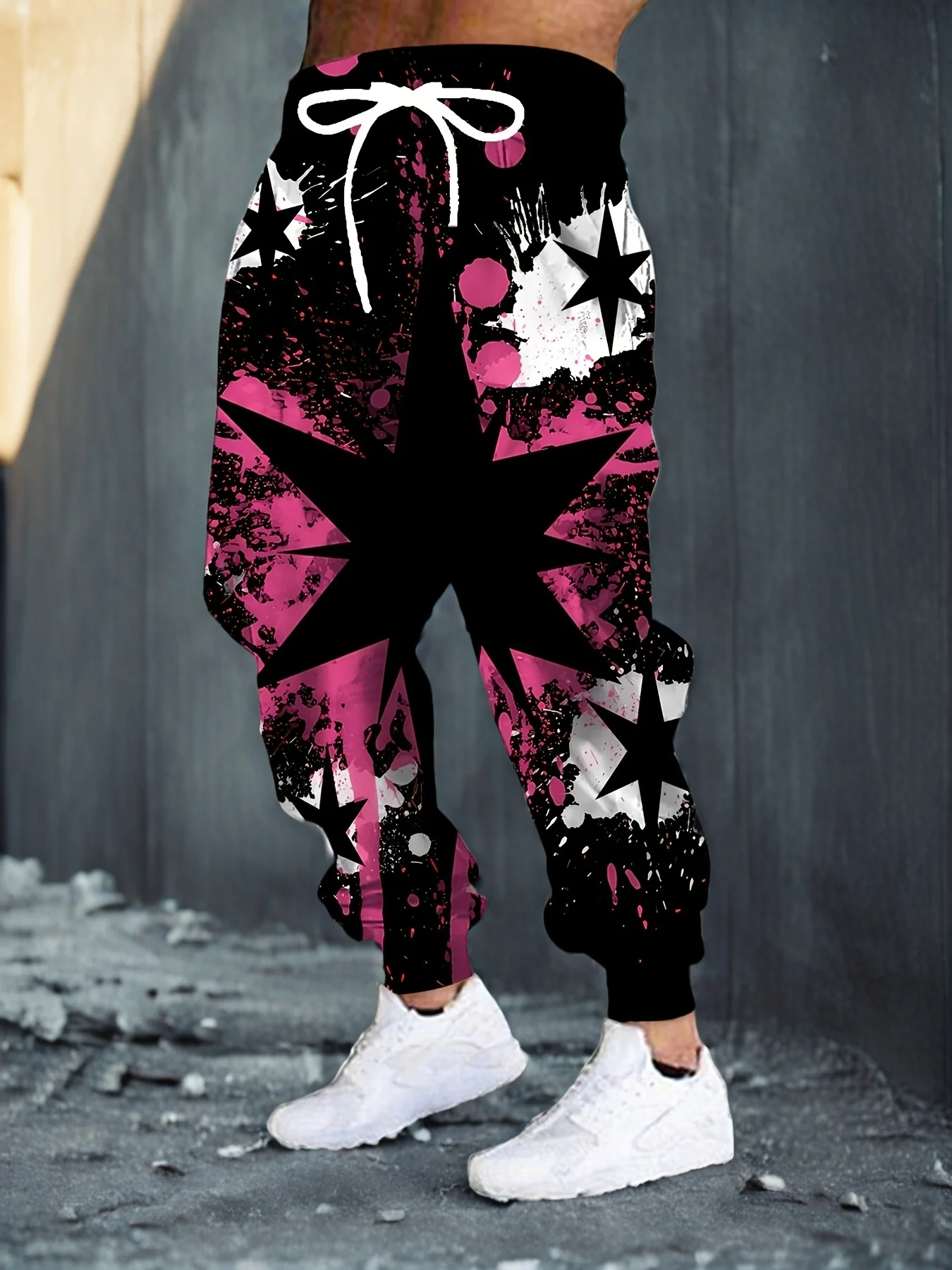 

The new men's trousers for Spring and Autumn 2025 feature a casual fashionable and comfortable 3D star pattern print