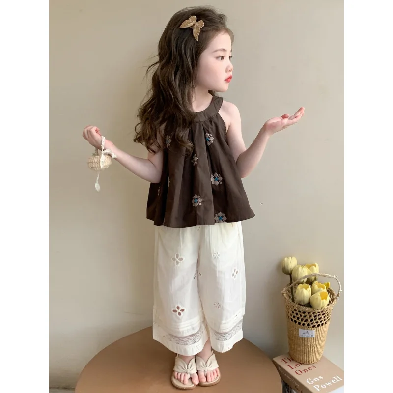 

Girls' halter top and wide-leg pants two-piece set2026New summer style sleeveless suits for young children in Korean style are f