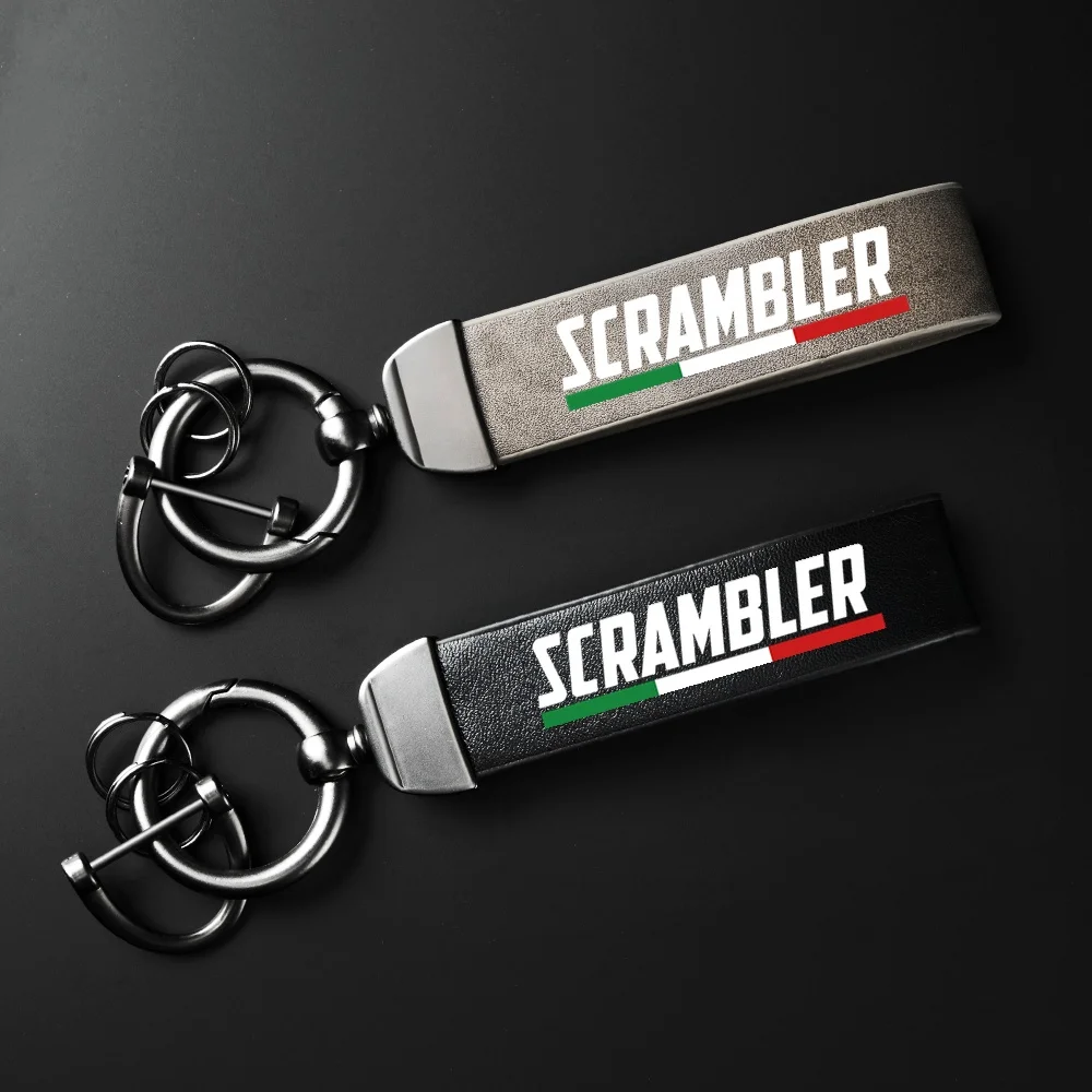 Für Ducati Scrambler 800 SUPERSPORT PANICALE Ultra HD bedrucktes Logo, Kohlefaser-Struktur, Halterung aus Metall und Leder, Schlüsselanhänger