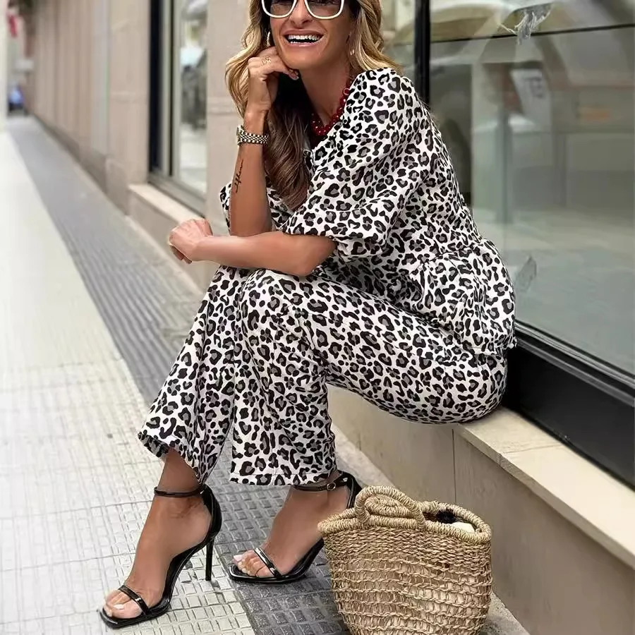 2024 Autumn New Fashion Casual Printed Leopard Print Five-point Sleeve Cardigan Trousers Two-piece Suit ensemble femme 2 pièces