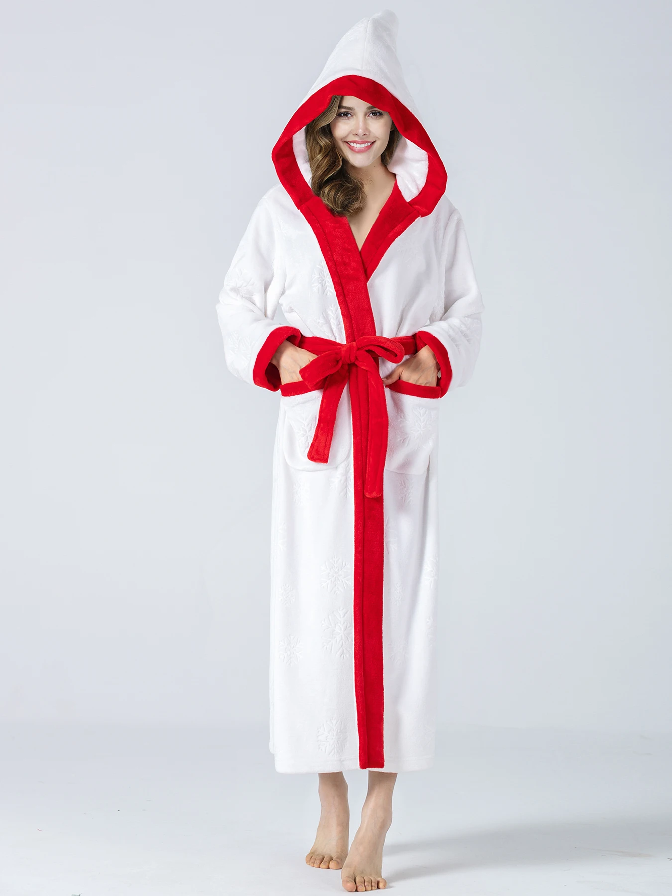 

Women's Christmas Party Robe, Thickened Flannel Warm and Soft Home Pajamas, Christmas Hat Design, Winter Bathrobe, Unisex