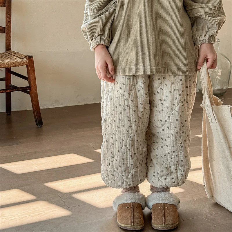 LILIGIRL 2025 جديد الشتاء طفل الفتيات السراويل المطبوعة رشاقته الدافئة المحشوة بالقطن الكورية نمط الأطفال بناطيل كاجوال