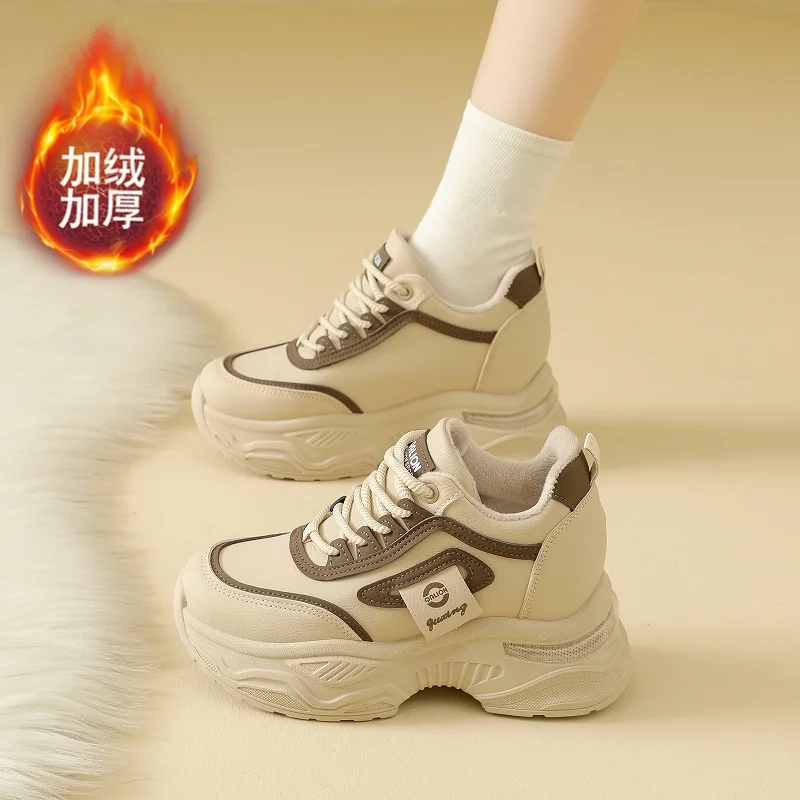 

CRLAYDK женские массивные кроссовки на танкетке с тонкой меховой подкладкой, туфли среднего размера, зимние уличные прогулочные повседневные спортивные теннисные туфли для женщин