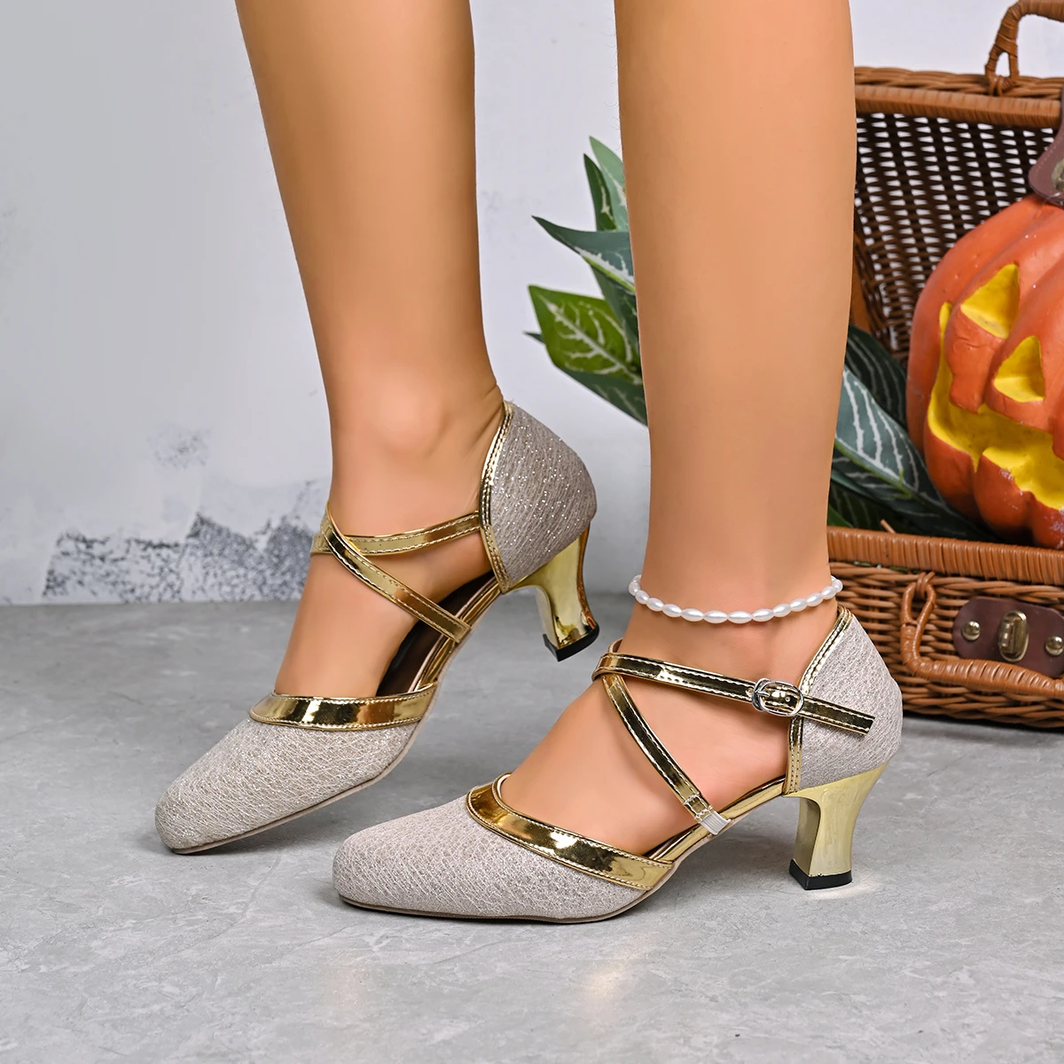 2026 New Ladies Latin Dance Shoes Trend Luxury Outdoor High Heel Pumps Women Soft-soled Adult Middle Heel Shoes Zapatos De Mujer