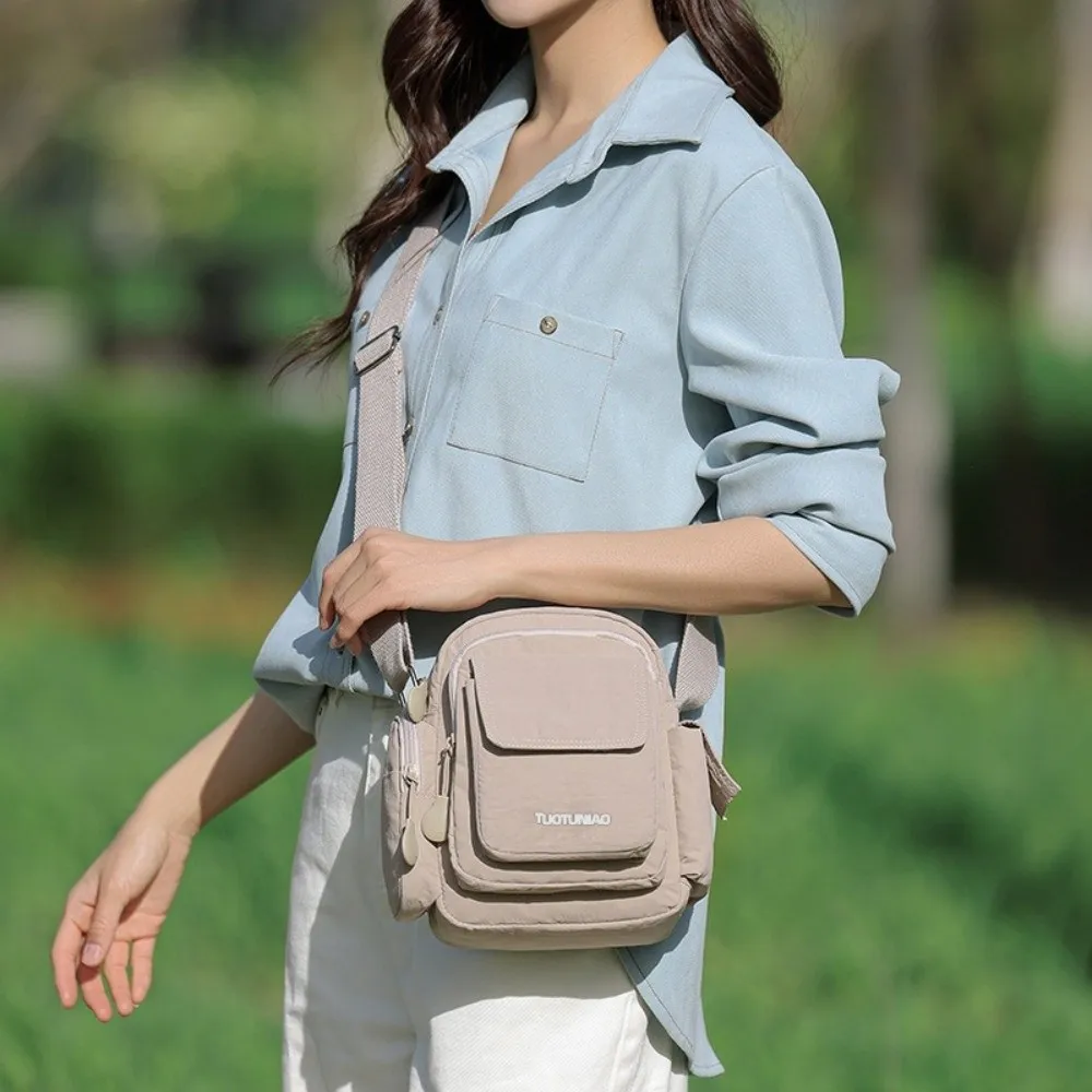 

Водонепроницаемая сумка через плечо большой вместимости с множеством карманов, нейлоновая уличная сумка через плечо, регулируемая сумка квадратной формы для поездок на работу