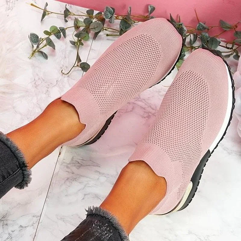 Vulcanize Shoes Sneakers Women Shoes Ladies Slip-On Knit Solid Color Sneakers for Female Sport Mesh Casual Shoes for Women2024