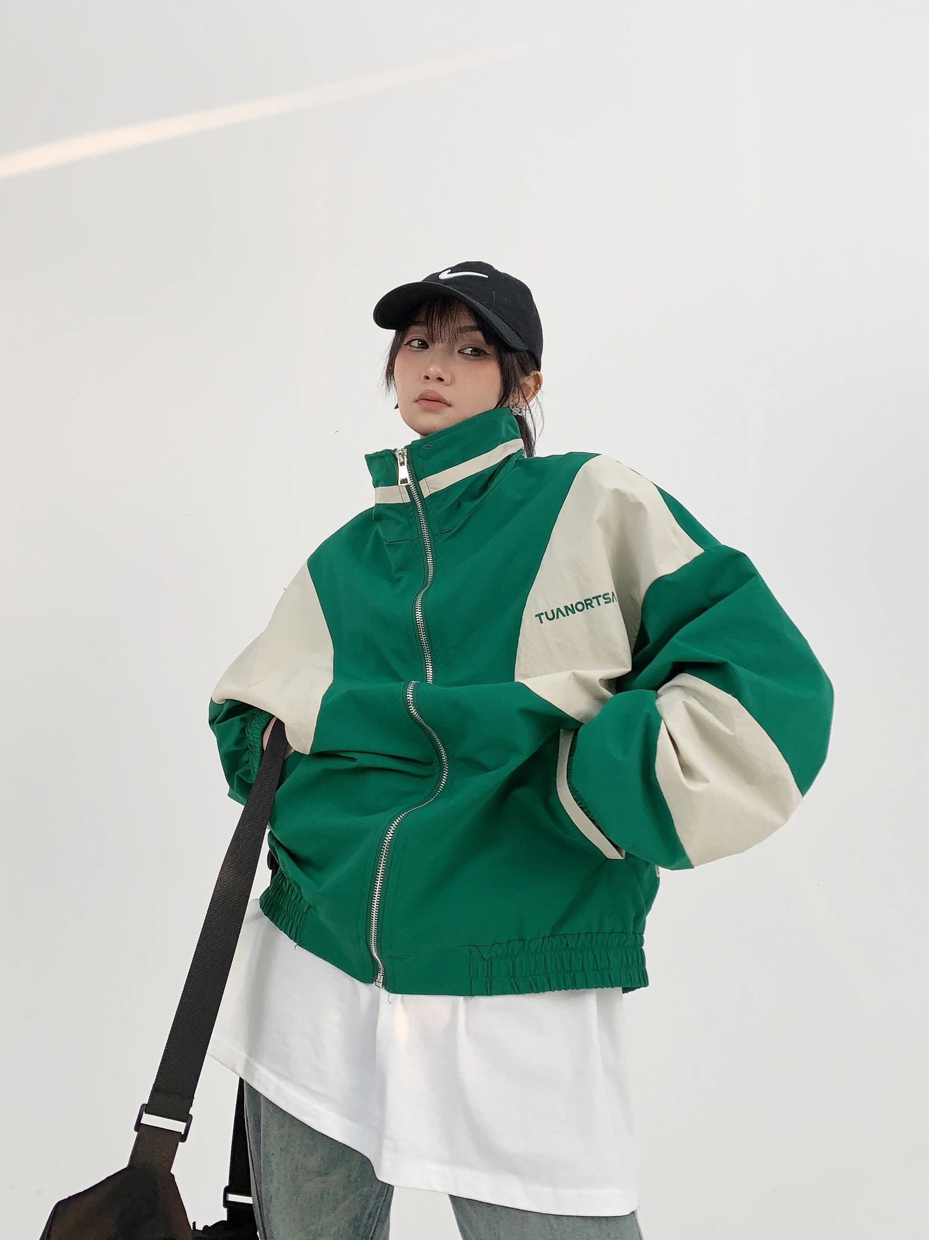 

Casual Loose Street Sle Jaet for Couples Men Women Polyester Fiber Zipper Closure Long Sve Stand Collar Outerwear