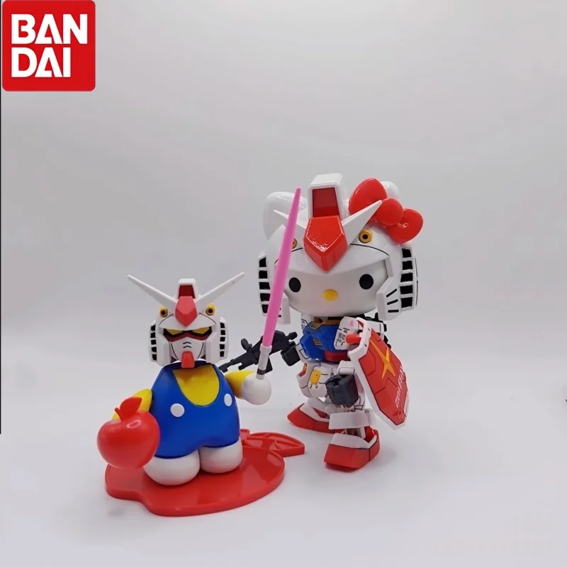

BANDAI Genuine Gundam Model Hello Kitty RX-78-2 Gundam SD EX-STANDARD Anime Action Figure Collection Assembly Model Toy Gift