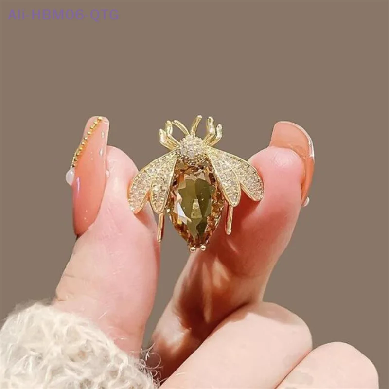 [New] NEW Fashion Rhinestone Bee Shaped Brooches For Women Clothing Coat Jewelry Accessories Gifts