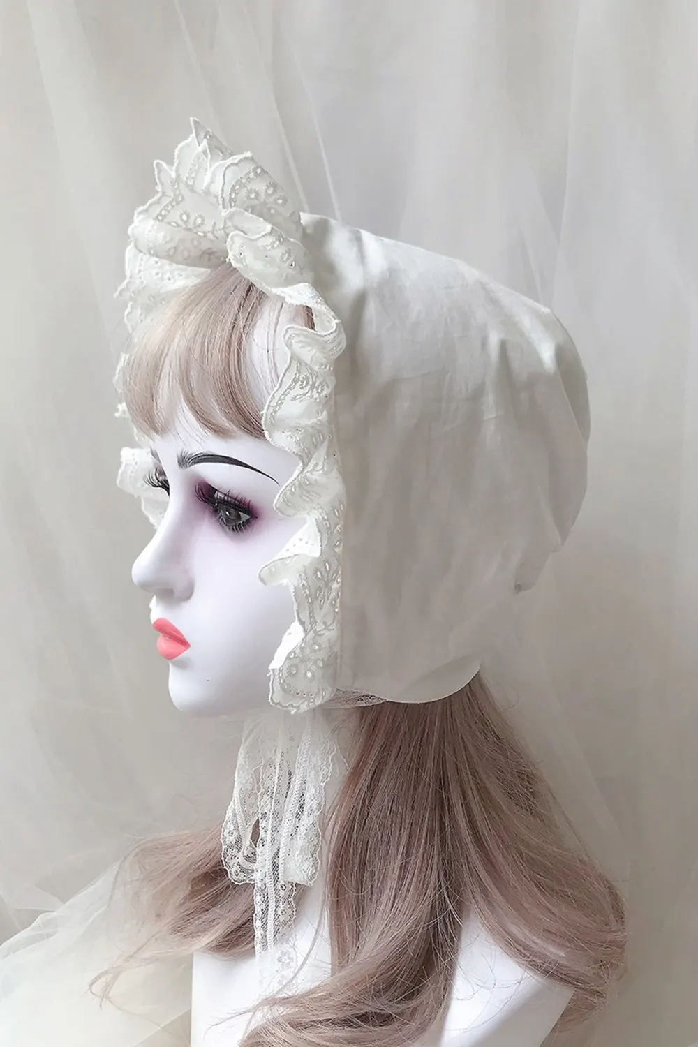 Lolita Ruffled Bonnet หมวก 56 ซม.หญิงสาว Victorian ยุคกลาง Vintage Maid Cosplay Lace - up ปรับหมวกหมวกฟักทอง