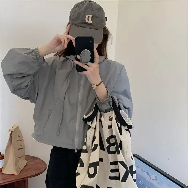 سترة عمال بنمط أمريكي حلو ورائع للنساء، ملابس جديدة خفيفة الوزن للحماية من الشمس في الهواء الطلق، سترة قصيرة بغطاء للرأس #2