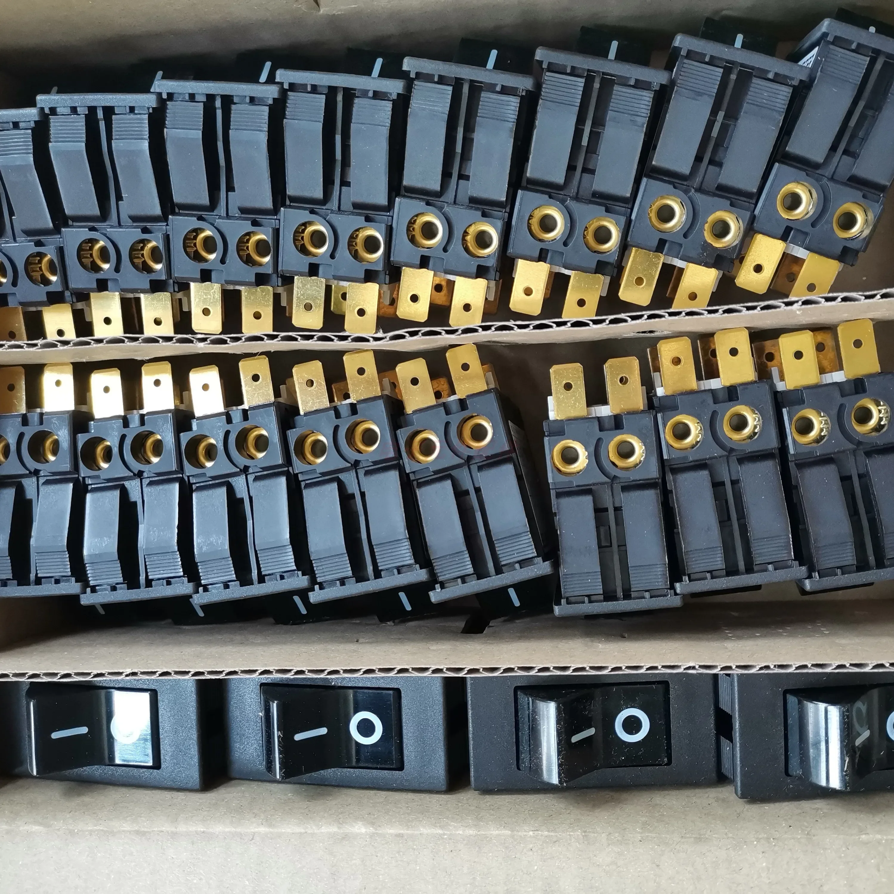 Store 1644 Ship Type Switch Circuit Breaker TA45-ABDBL050C0,4430.1201,5A