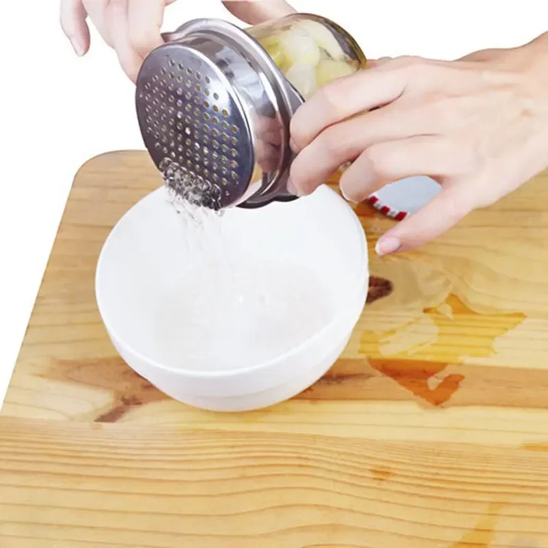 

Universal Can Strainer Stainless Steel Can Colander , Vegetable and Fruit Can Strainer, Best for Canned Tuna versatile