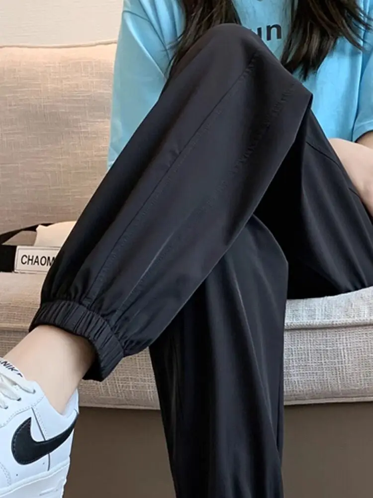 

Женские спортивные брюки из ледяного шелка больших размеров, свободного кроя, тонкие, быстросохнущие, летние, прохладные, с защитой от комаров, повседневные, с высокой талией