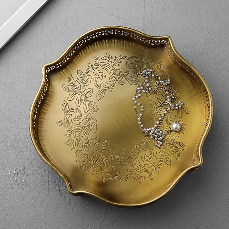 European Palace Brass Tray Decorative Classical Copper Carved Craft Fruit Plate Jewelry Necklace Display Plate Coffee Table Tray