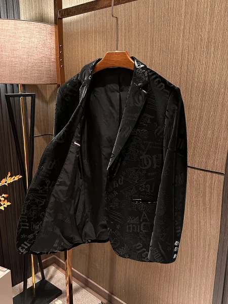 

Мужская кожаная куртка из овчины в современном стиле, глянцевая, деловая повседневная, с длинным рукавом, весенне-летняя, модный тренд, с принтом