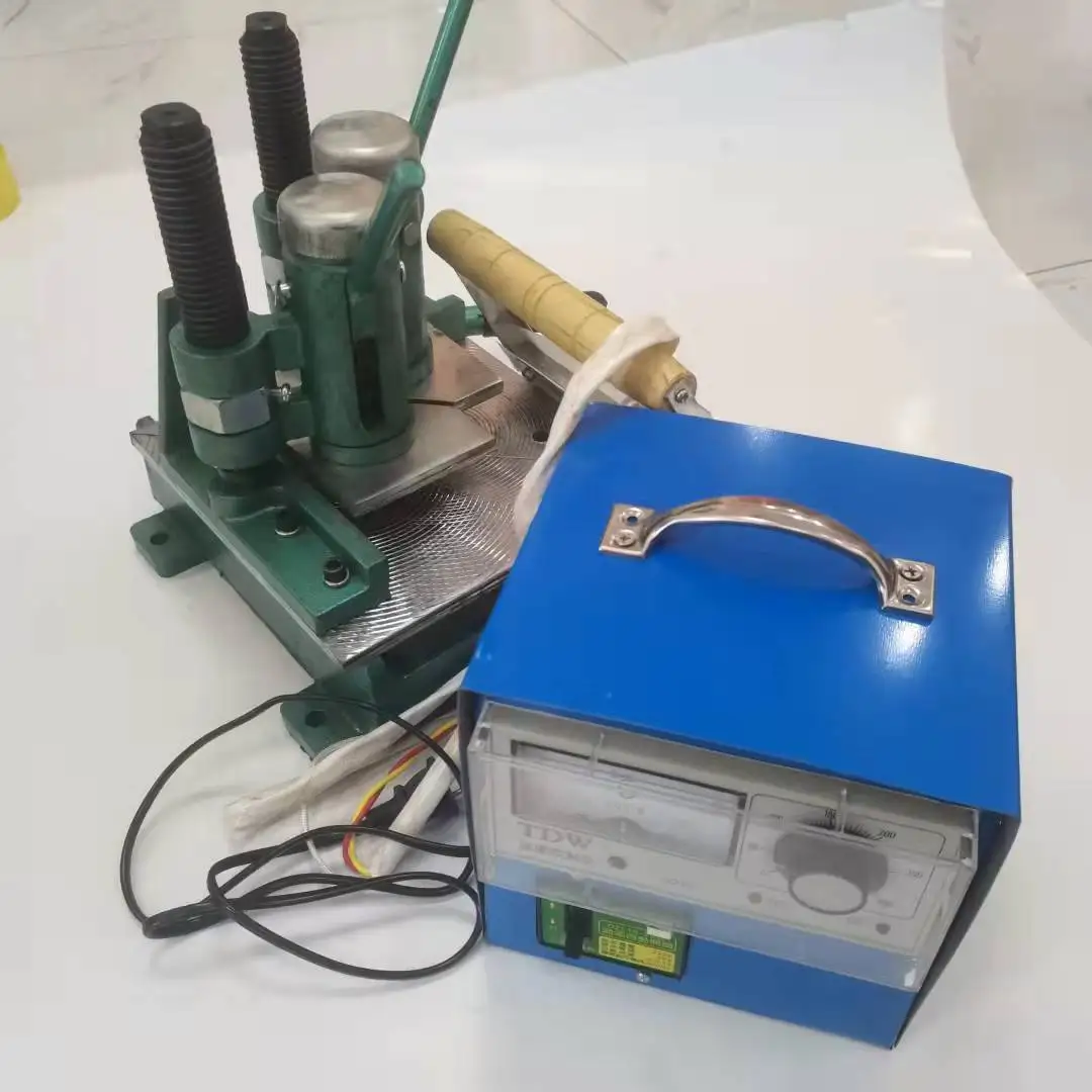 Manual Operation PVC Window Welding Machine for UPVC Window Door Portable Machine