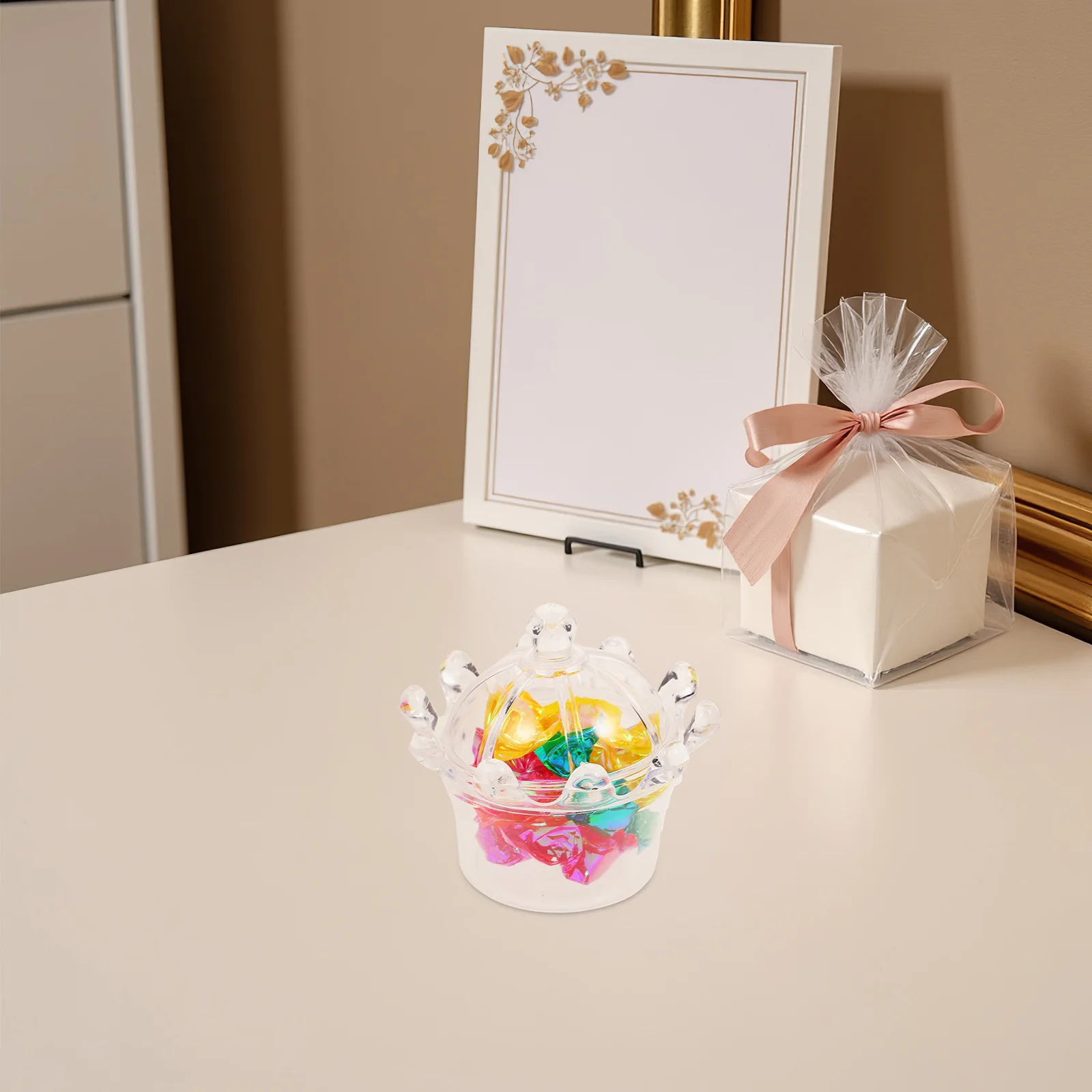 

24pcs Mini Crown European Style Clear Treat Containers For Wedding Party Favor Bridal Shower Birthday Sweets Gift Box Plastic