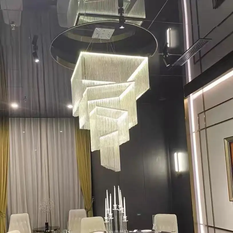 Lampadario quadrato moderno e lussuoso a led Lampada a sospensione in oro / argento per soffitto alto Soggiorno Hall Scala Grandi lampadari