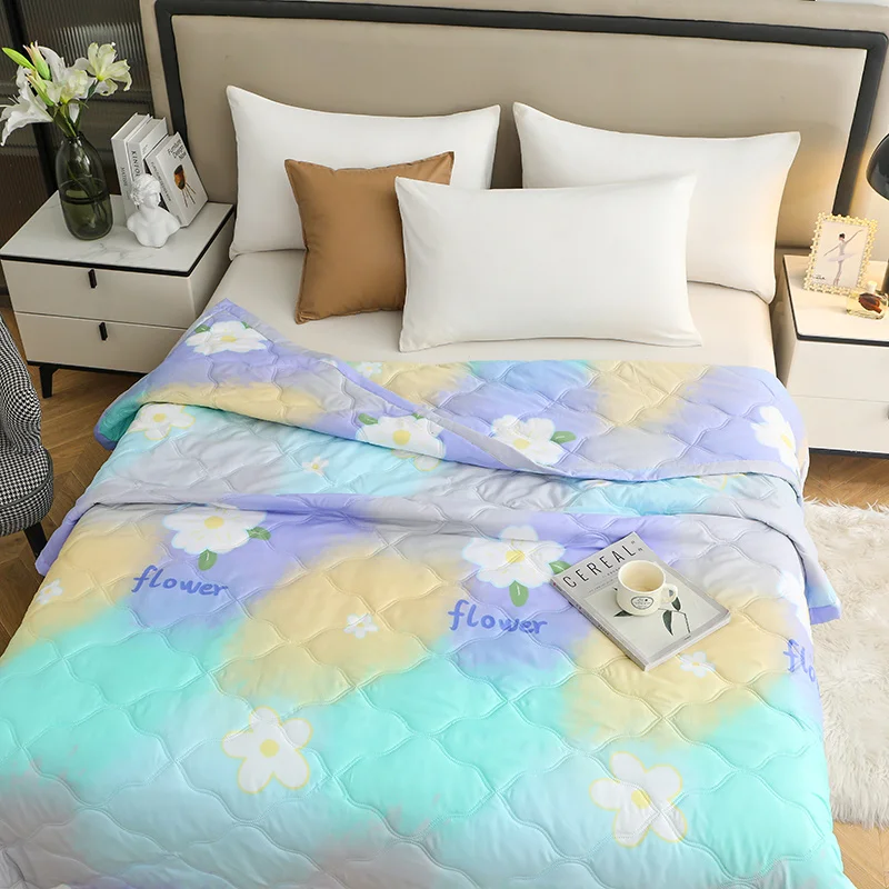 Skin-friendly Summer Cool Quilt Lightweight Comforter Double/Single Quilts Bedding Cover Air Condition Thin Wadding Blanket