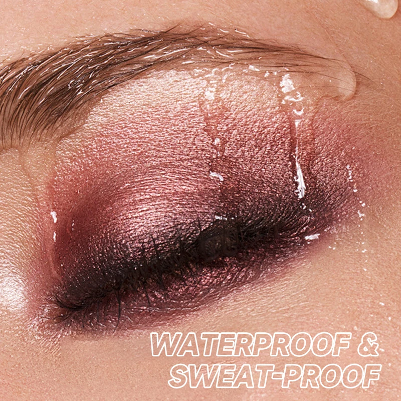 グリッターアイシャドウ、マッシュポテトのような質感、複数のカラーオプションが利用可能、輝くパール光沢