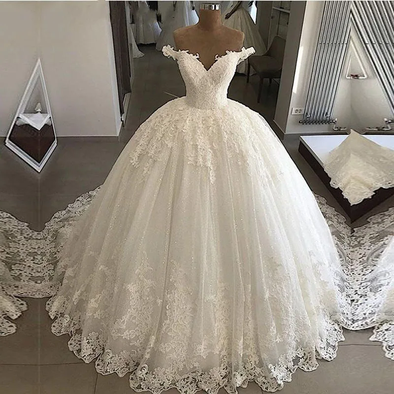 2022ชุดสำหรับชุดเจ้าสาวชุดไปงานเต้นรำลูกไม้ Applique Wedding Dress Plus ขนาด