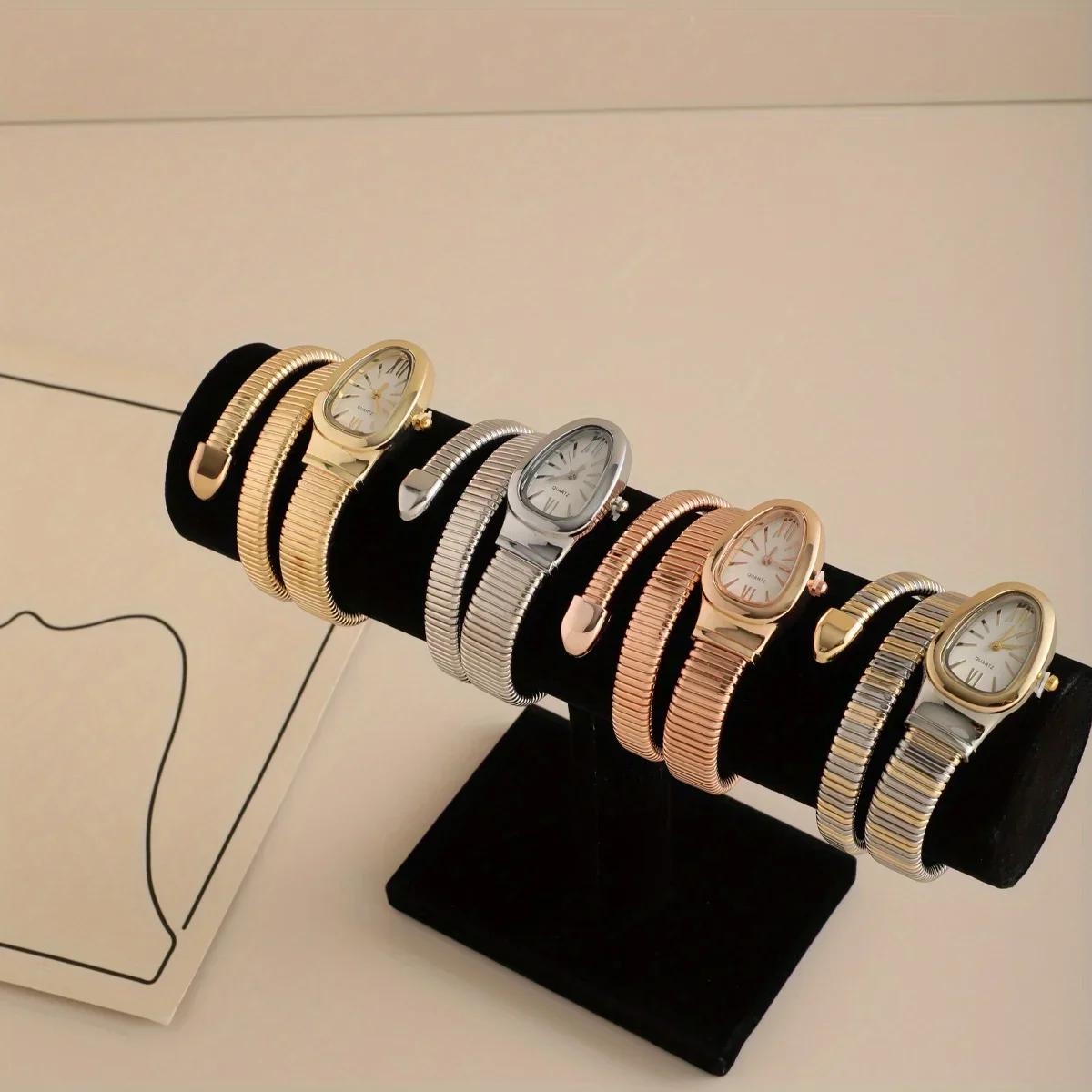 Reloj de cuarzo con forma de serpiente y correa de aleación para mujer, ideal para uso diario, botón de reloj diario, funciona con pilas, regalo perfecto
