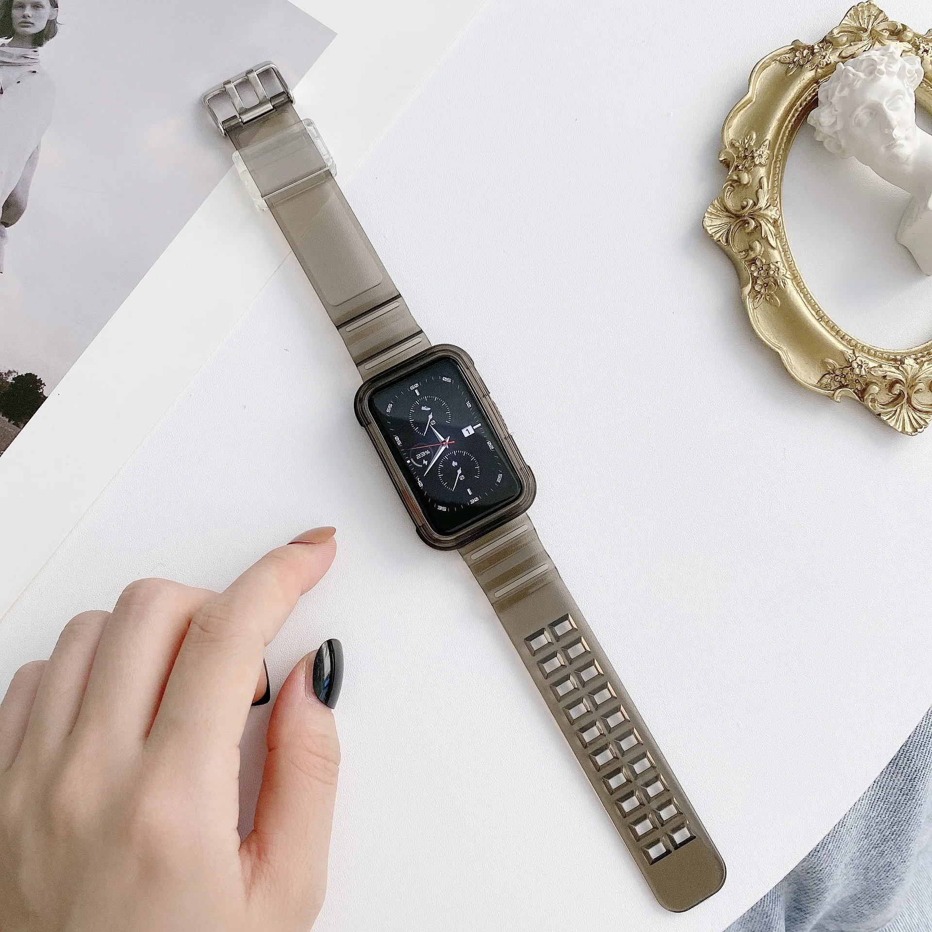 Huawei Watch Fit/Fit2 TPU スタイリッシュな氷河クリアストラップ用の統合された透明ストラップスーツ