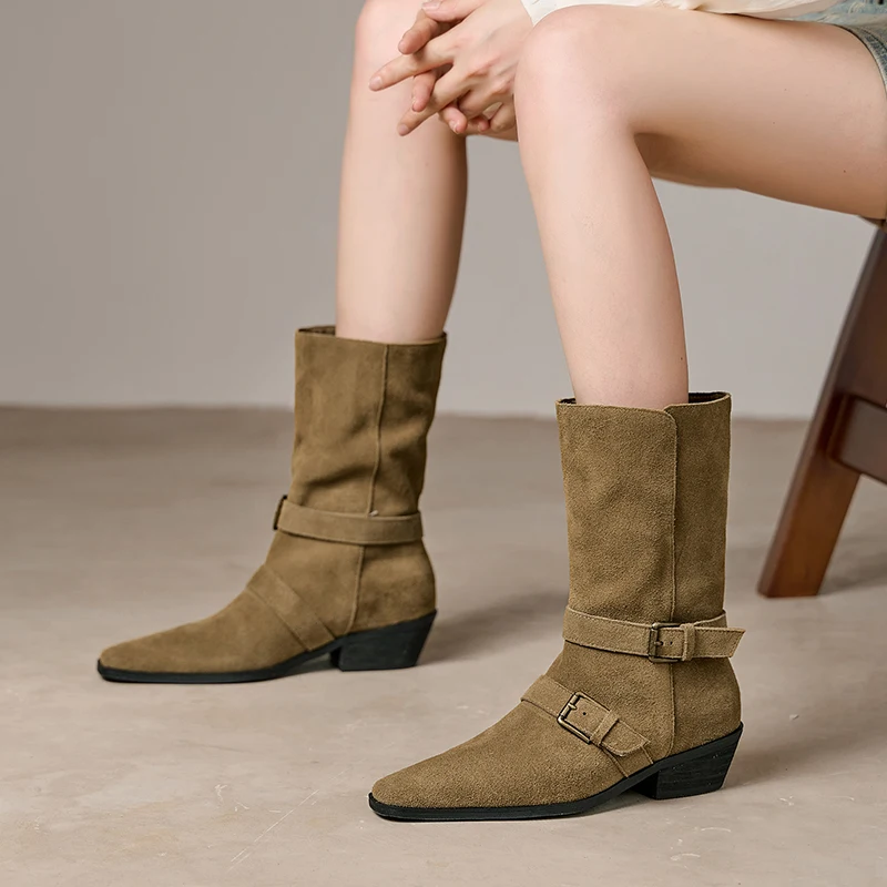 

2025 новые модные женские ботильоны из коровьей замши на толстом среднем каблуке, сексуальные ботинки в стиле вестерн с квадратным носком, короткие теплые мотоциклетные ботинки, обувь