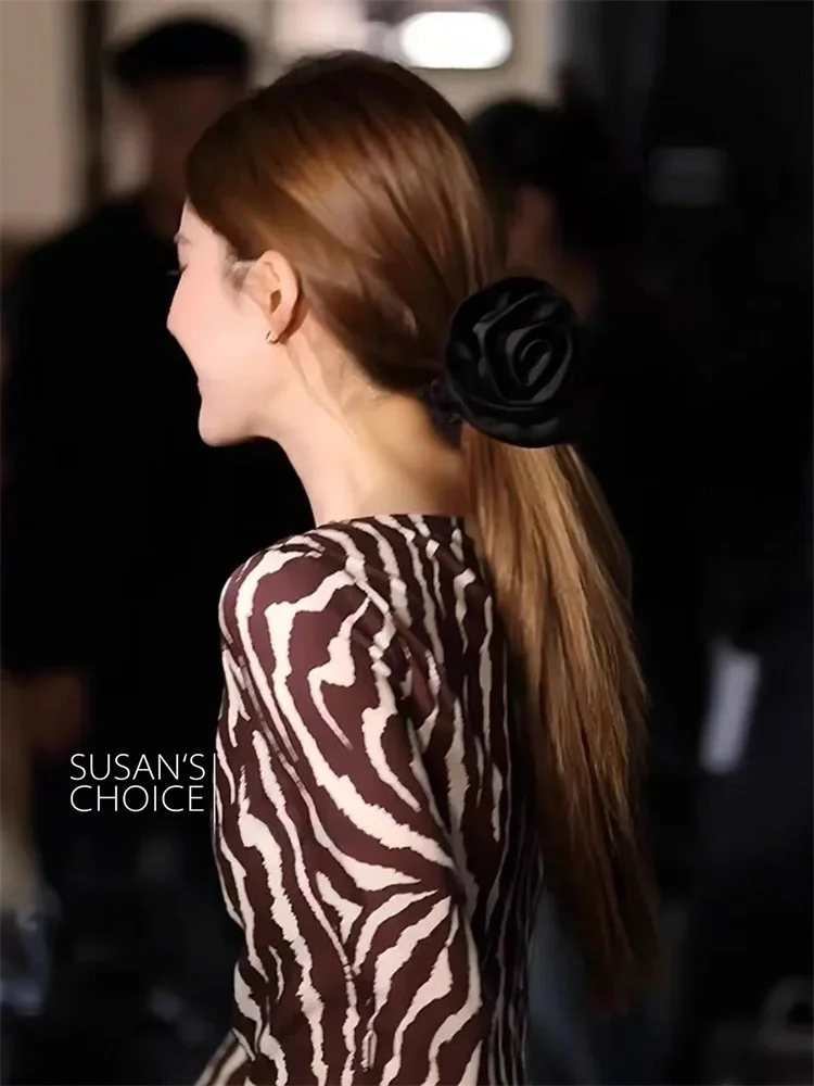 Zhaolu Si Xue Yan Sexy soie longue Dr avec cloche Sves motif zèbre côté découpé Neline pour les femmes décontracté été Dr