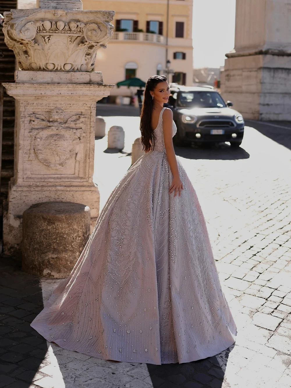 Elegant Luxury Bridal Gown 2026 Formal Square Sleeveless Intricate Beaded Crystal Floor Length Ball Gown for Wedding Ceremony