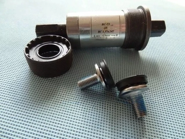 Square hole bearing central shaft 113 118 121.5 122.5 124.5 ATX770 bearing VP