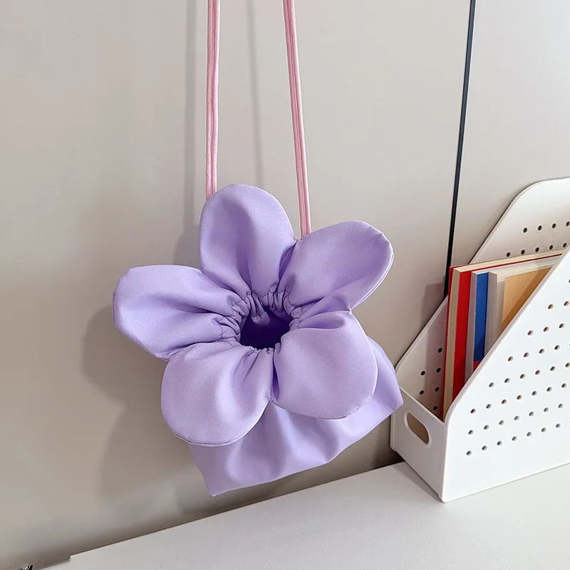 

Sweet Flower Drawstring Crossbody Bag with Blue Flower Detail, Cute Shoulder Purse for Casual Daily Summer Outing Large Capacity