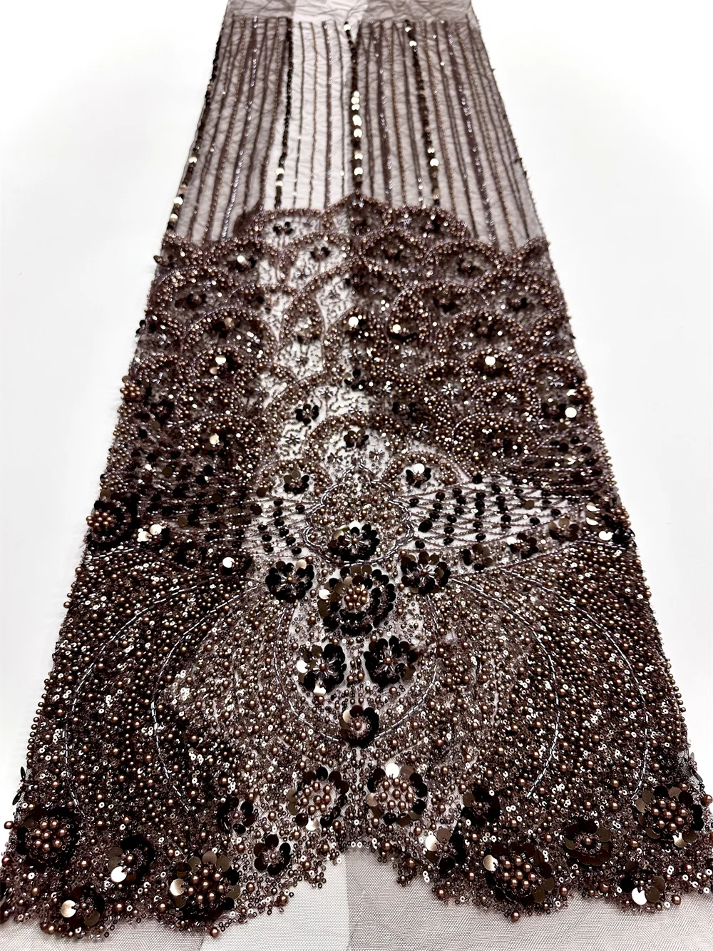 

Новое поступление 2025 года, африканская нигерийская 8 цветов, блестки, бусины, тюль, кружево, Лидер продаж, вышивка, 3D цветы, кружевная ткань для свадебного платья