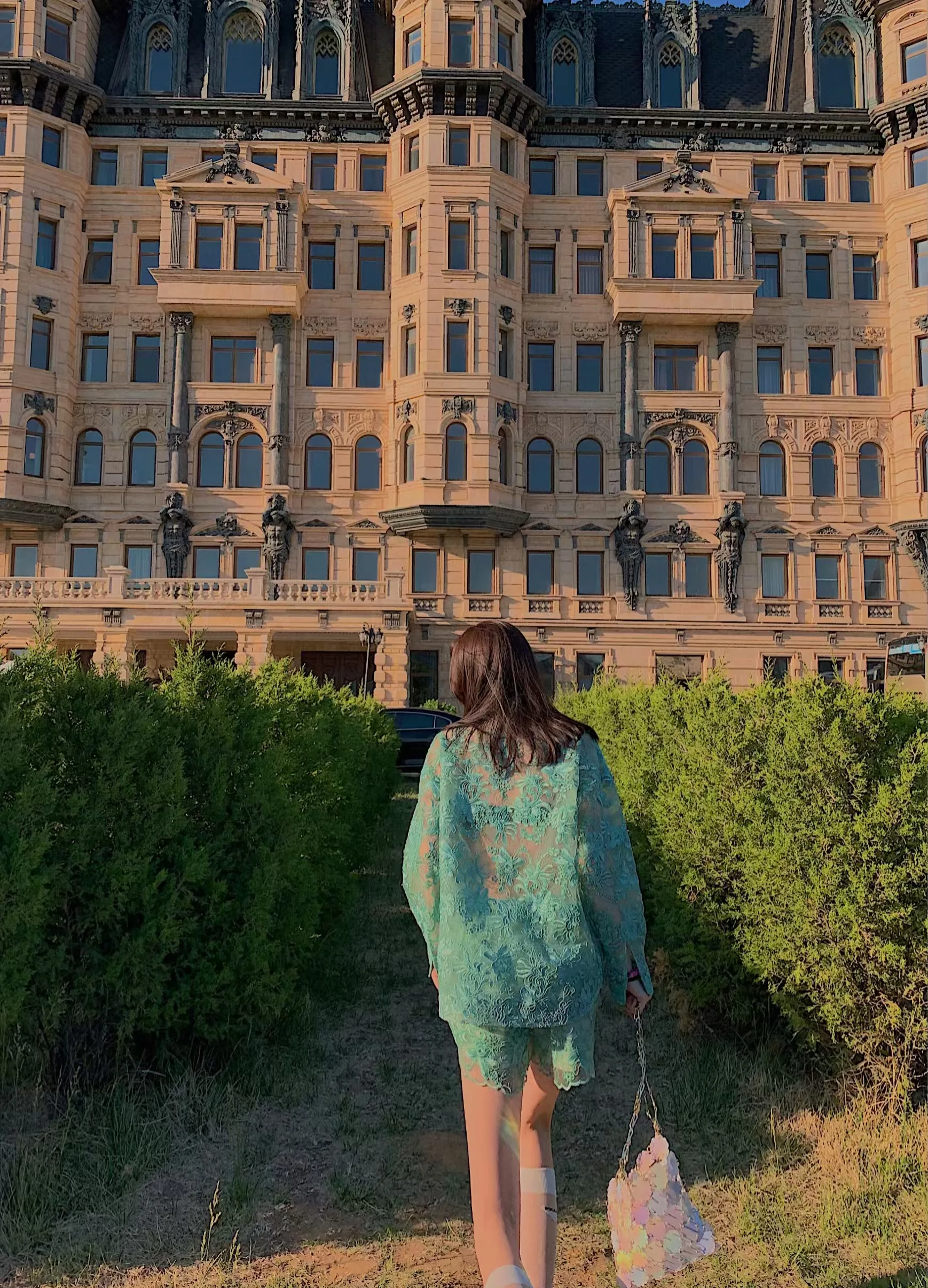 

Amor Monet een Lace Unique Set Top Bot Sunscreen Semi-Transparent Two-Piece Set Women's Lace irt Loose Fit Long Sve