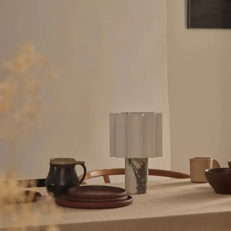 

Modern minimalist Bulgari marble living room creative pleated cloth cover bedroom bedside bar touch decorative desk lamp