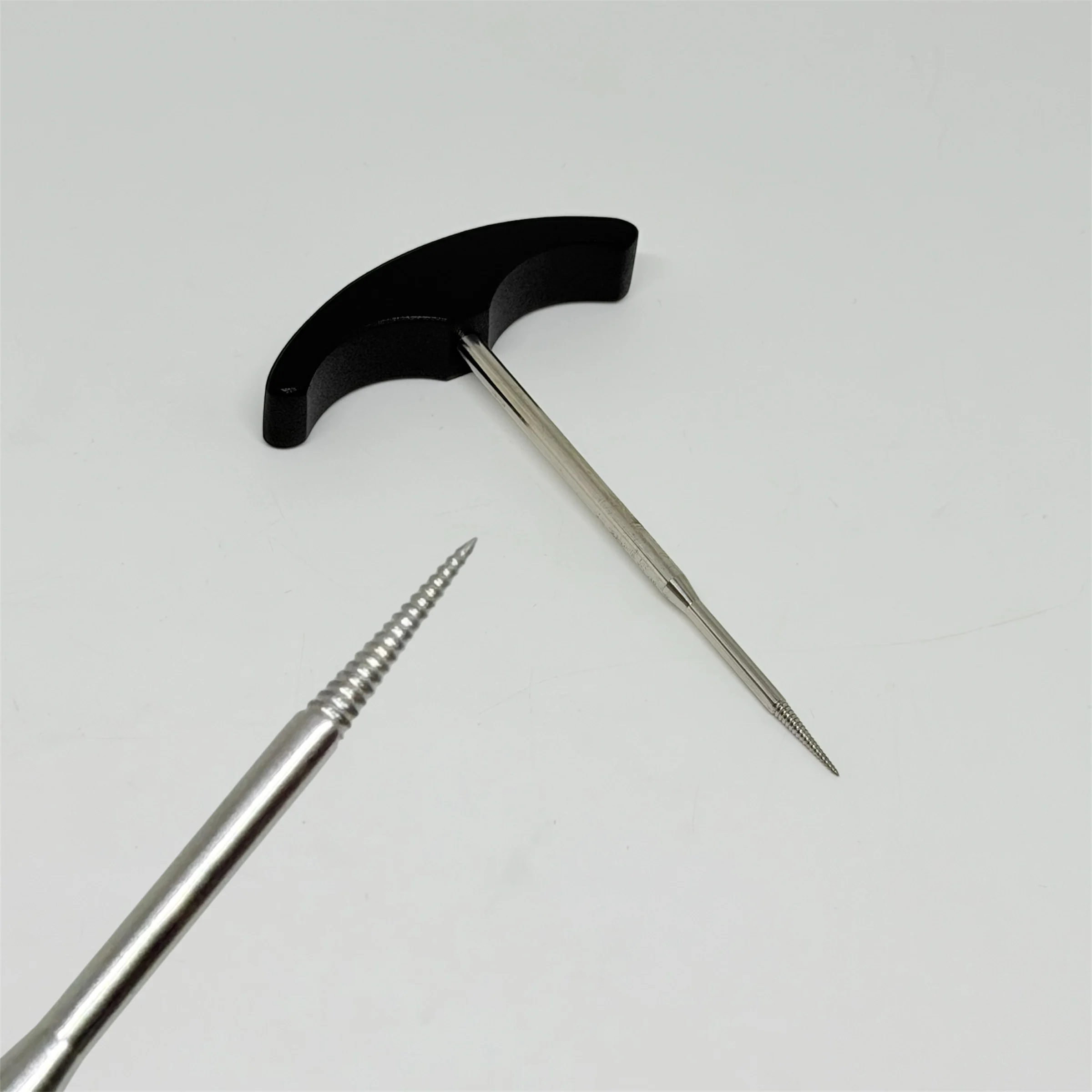 

Denilk 1pc Morrison Root Screw For Dental Extraction T handle For Clock Wise Rotation Posterior Molar Extraction Dental Implant