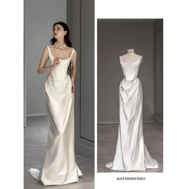 High-end Bridal Satin Light Wedding Banquet Dress