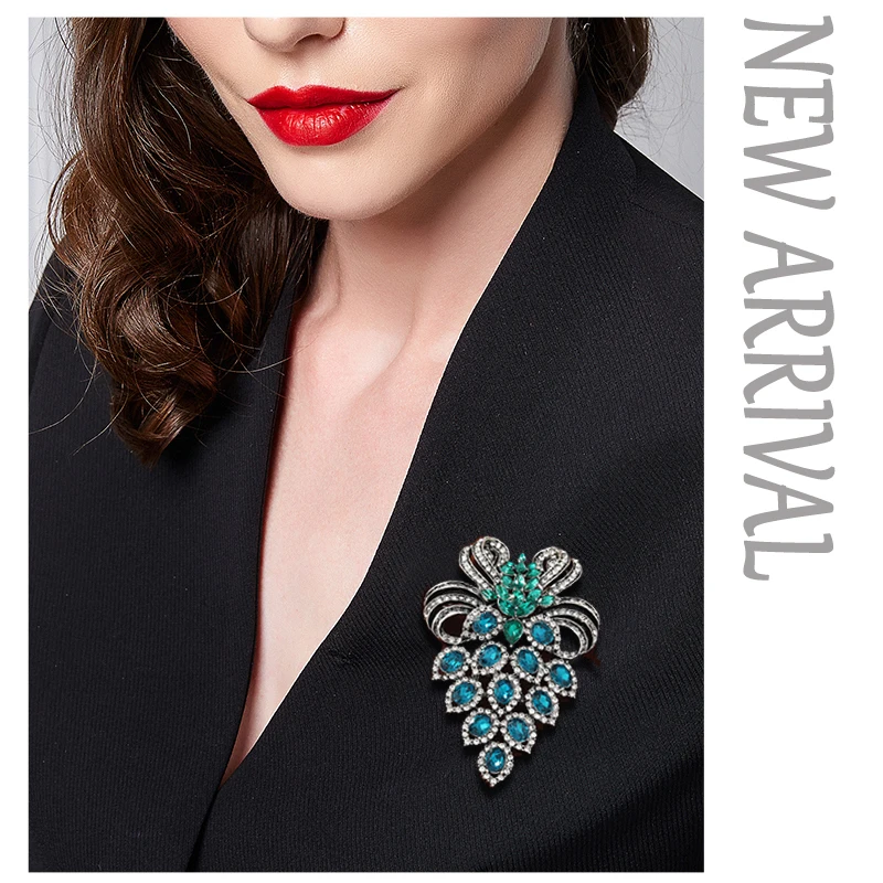 muylinda Vintage Flower Crystal Brooch Pin Big Bouquet Rhinestone Brooches For Women Pins Scarf Clip Jewelry Broach Gift