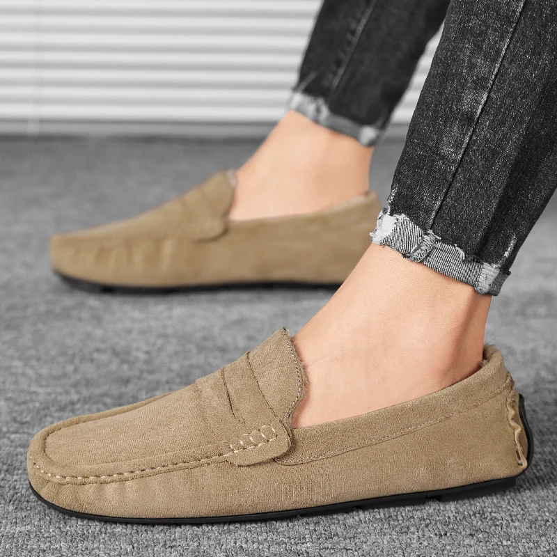 Winter Men Loafers Soft Suede Plush Warm Mens Casual Shoes Moccasins Slip on Flats Fashion Male Driving Shoes Man Business Shoes