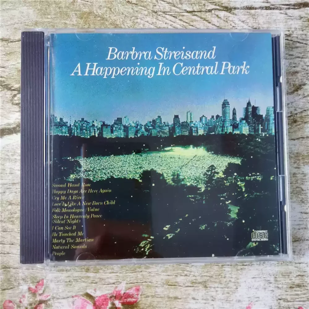 

CD Barbra Streisandappening in Central Park Живая версия общественного выступления Терезы Тенга.Интернативная сцена