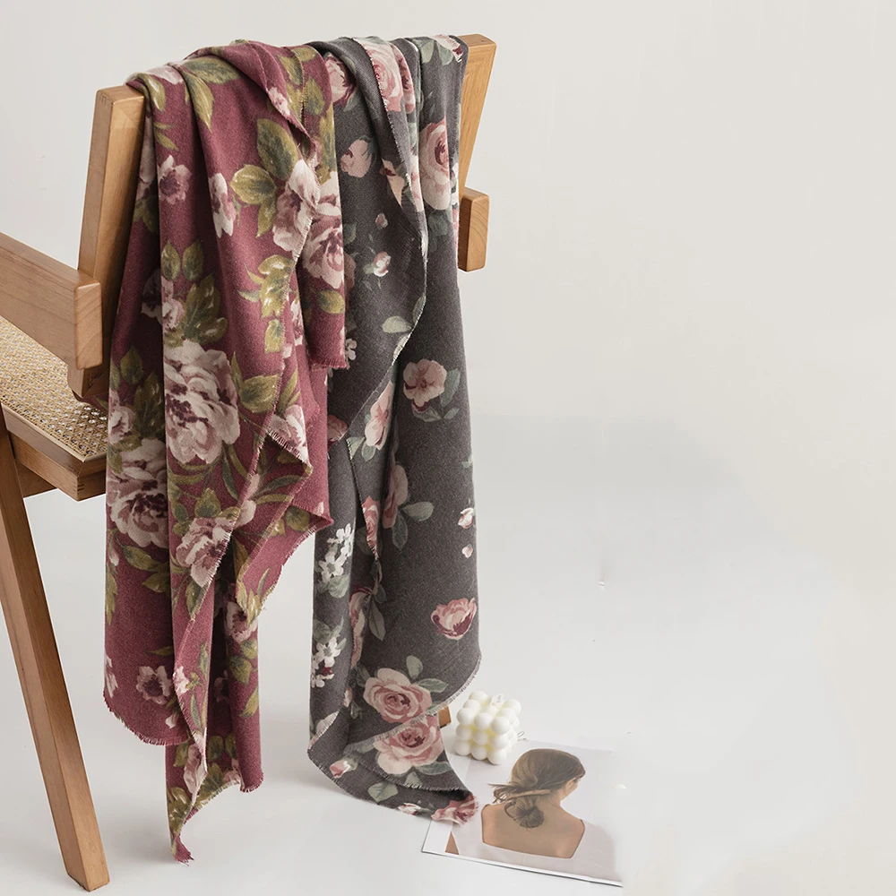 

Шаль из искусственного кашемира с кисточками, холодный теплый шарф с принтом свежей сладкой розы, новинка осени и зимы 2023 года