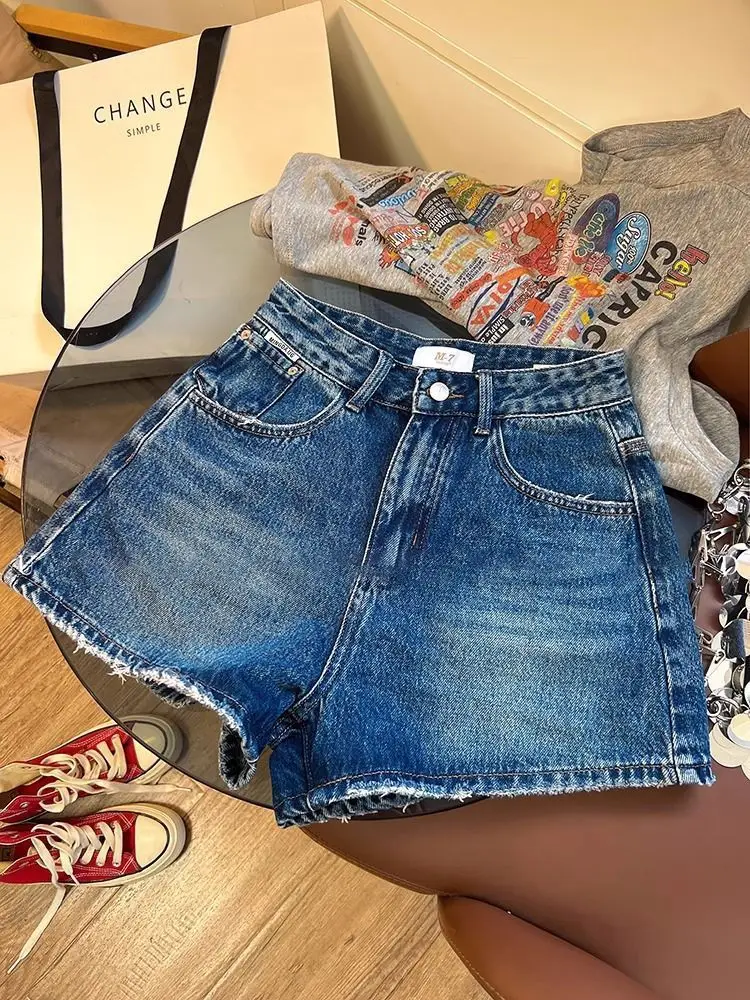 2025 new European version frayed edges design slimming A-line shorts women summer versatile casual high waist denim shorts