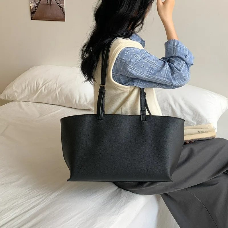 

2026 New Korean Minimalist Tote Bag for Women, Elegant Solid PU Shoulder Bag, Large Capacity Commute Work Handbag for School Use